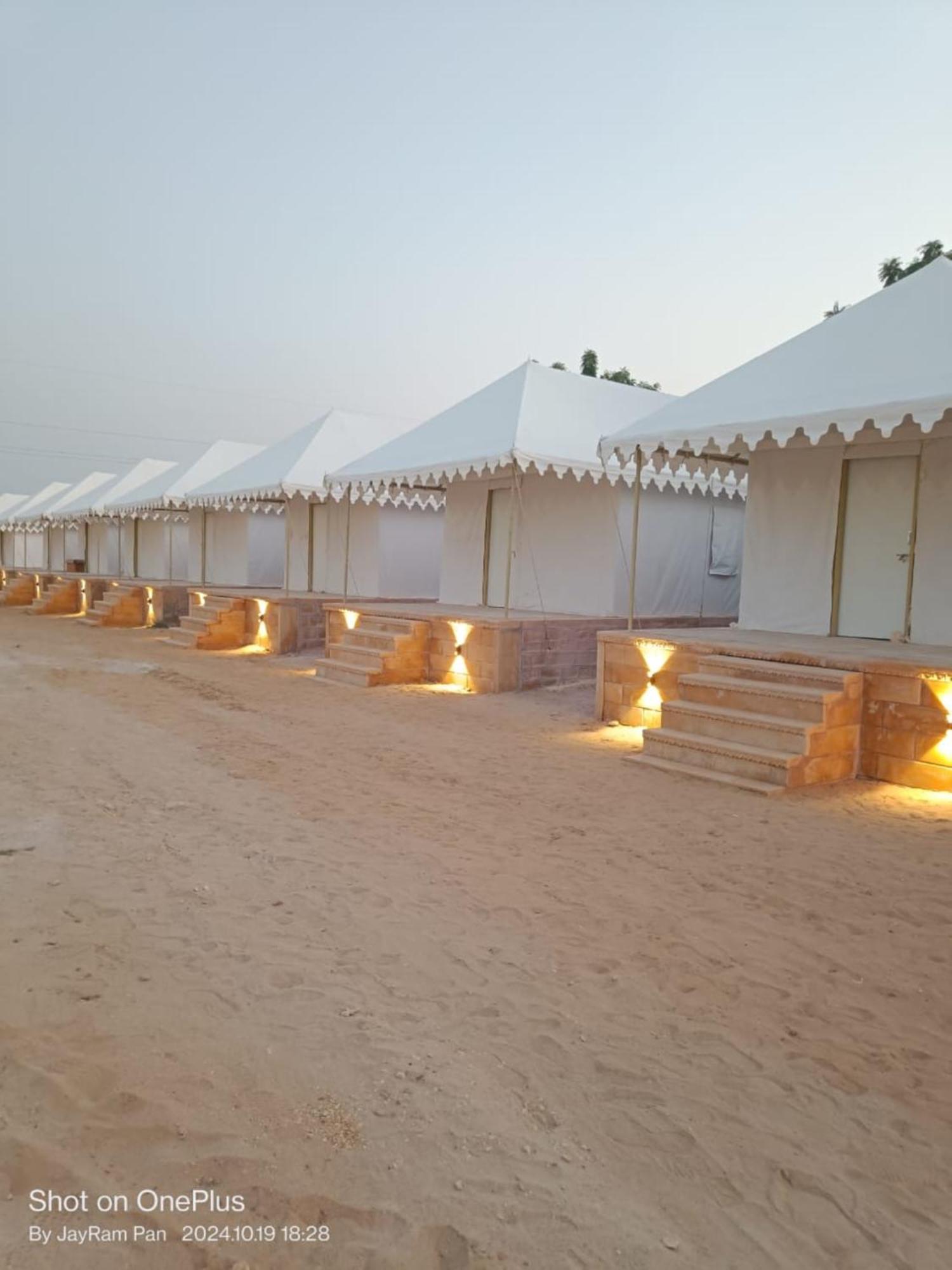 Sam Dunes Desert Luxury Camp & Resort Jaisalmer Εξωτερικό φωτογραφία